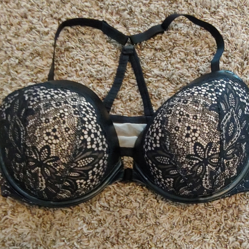 Victoria's Secret Very Sexy Bra, 38D